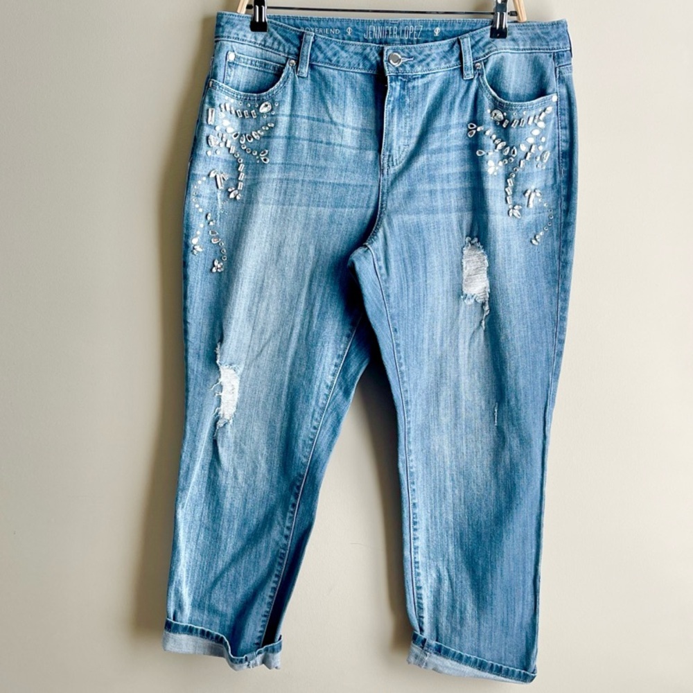 NWOT Jennifer Lopez Jeweled Embellished Boyfriend Capri Jeans
